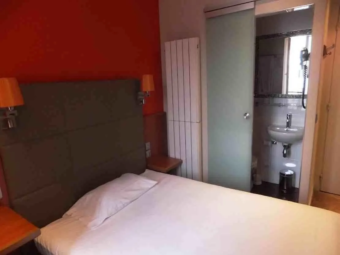 Terminus Orleans Paris Hotel