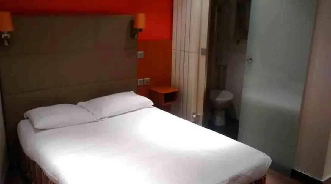Terminus Orleans Paris Hotel France